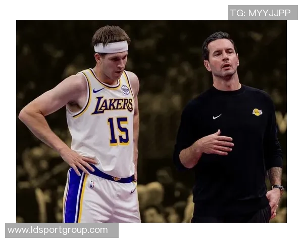 里夫斯谈比赛风格更倾向雷迪克而非克六的自然发挥与个人喜好